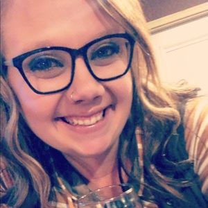 Meet your Posher, Josie